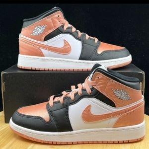 Nike Air Jordan 1 Mid GS Madder Root Rose Gold GS DM9077-108 Size 6Y/7.5 Womens